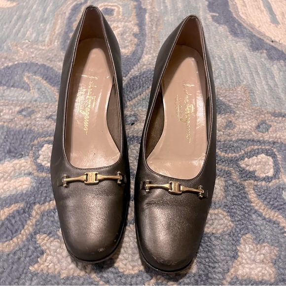 Salvatore Ferragamo Shoes - EUC Salvatore Ferragamo Heels